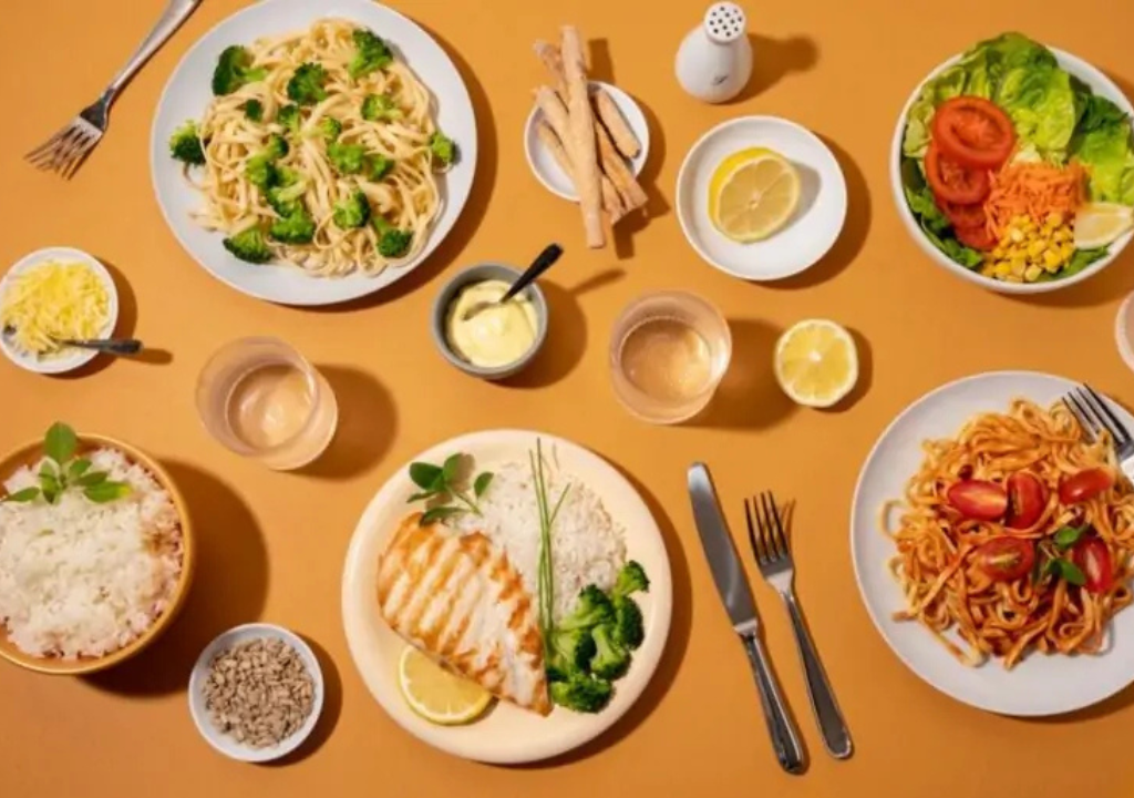 Healthy Eating in Multi-Cuisine Restaurants: What to Order?